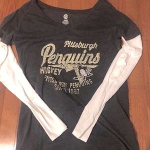 Pittsburg Penguins Hockey long sleeved shirt